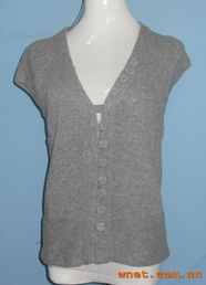 盈富針織時裝 專注設計，引領針織時尚新潮流